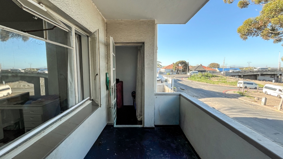 2 Bedroom Property for Sale in Wynberg Western Cape